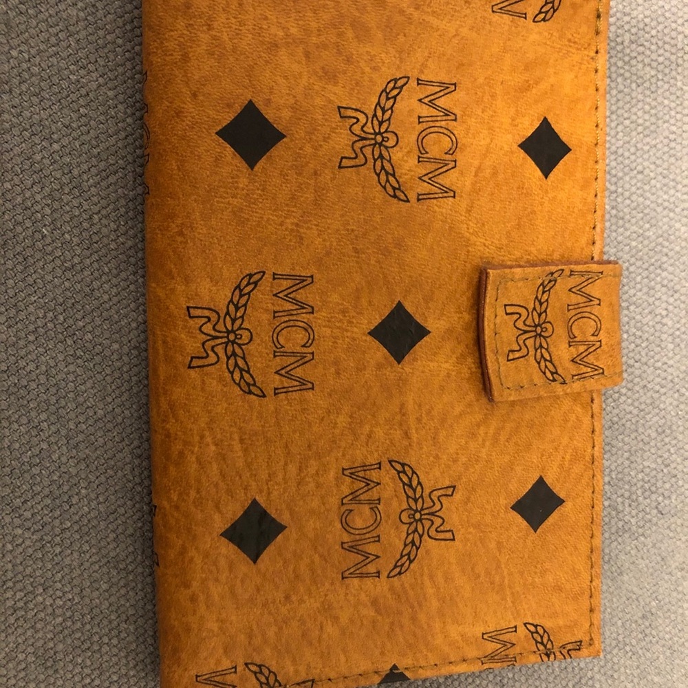 Vintage MCM women’s wallet